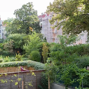 Apartment Stilvolle Mit Ruhig Gelegenem Balkon, Wien