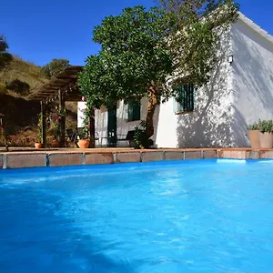 https://villa-in-crtama-with-sea-views-private-pool-and-garden.es-andalucia.com
