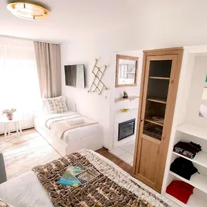 https://apartment-artorius-ljubljana.hotels-in-ljubljana.com