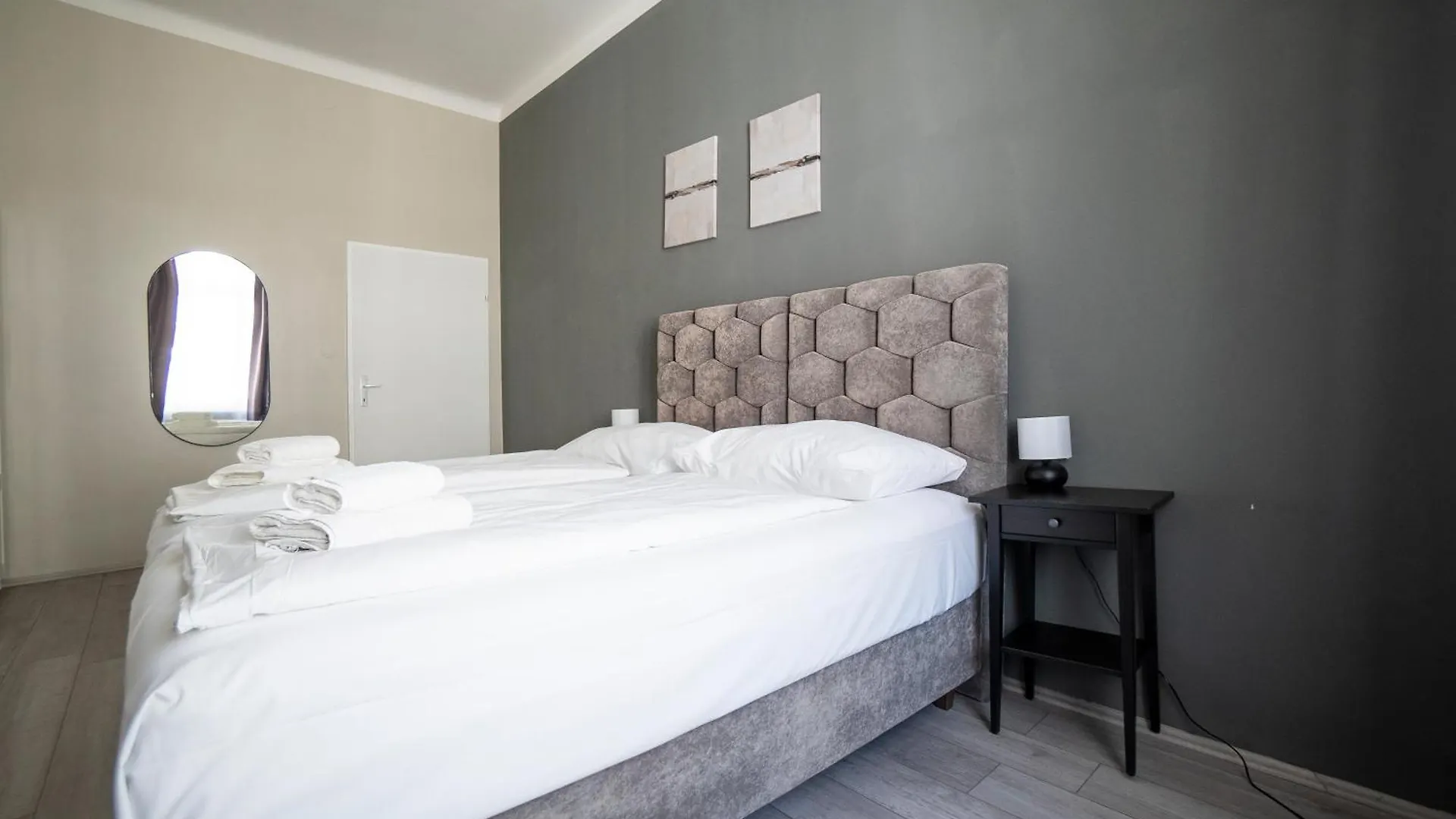 Brand New Luxury 2 Bedroom Apartment Near Augarten Vienna
