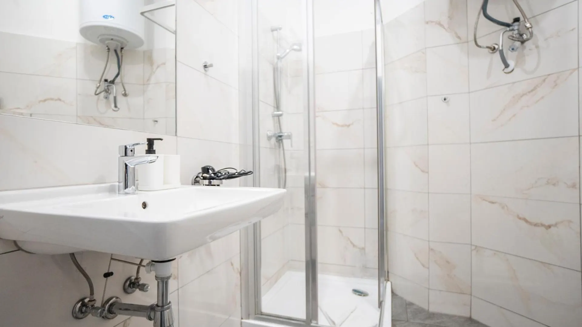 Brand New Luxury 2 Bedroom Apartment Near Augarten Vienna
