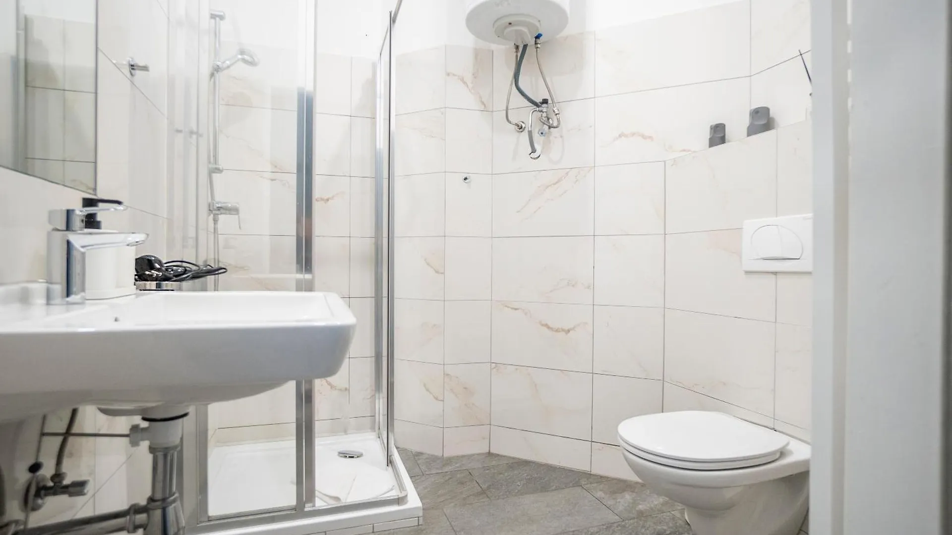 Brand New Luxury 2 Bedroom Apartment Near Augarten Vienna