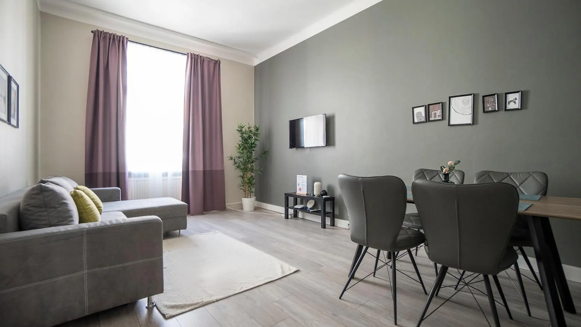 Brand New Luxury 2 Bedroom Apartment Near Augarten location
